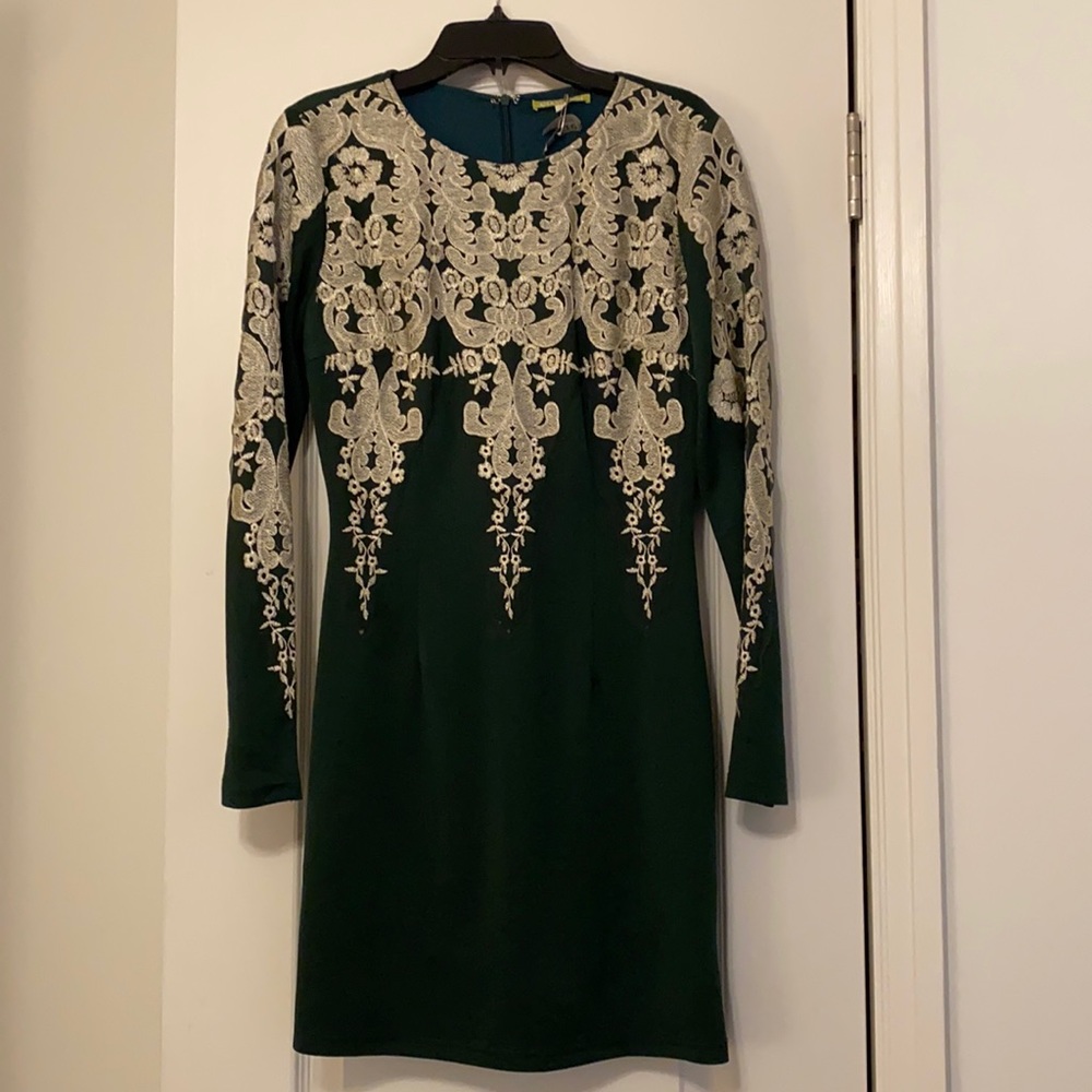 Gianni Bini - Green Long Sleeve Minidress w/ Metallic Lace Detail, US size XS